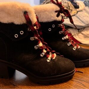Women's Black and Red Lace-Up Boots w/ Fur Cuff
